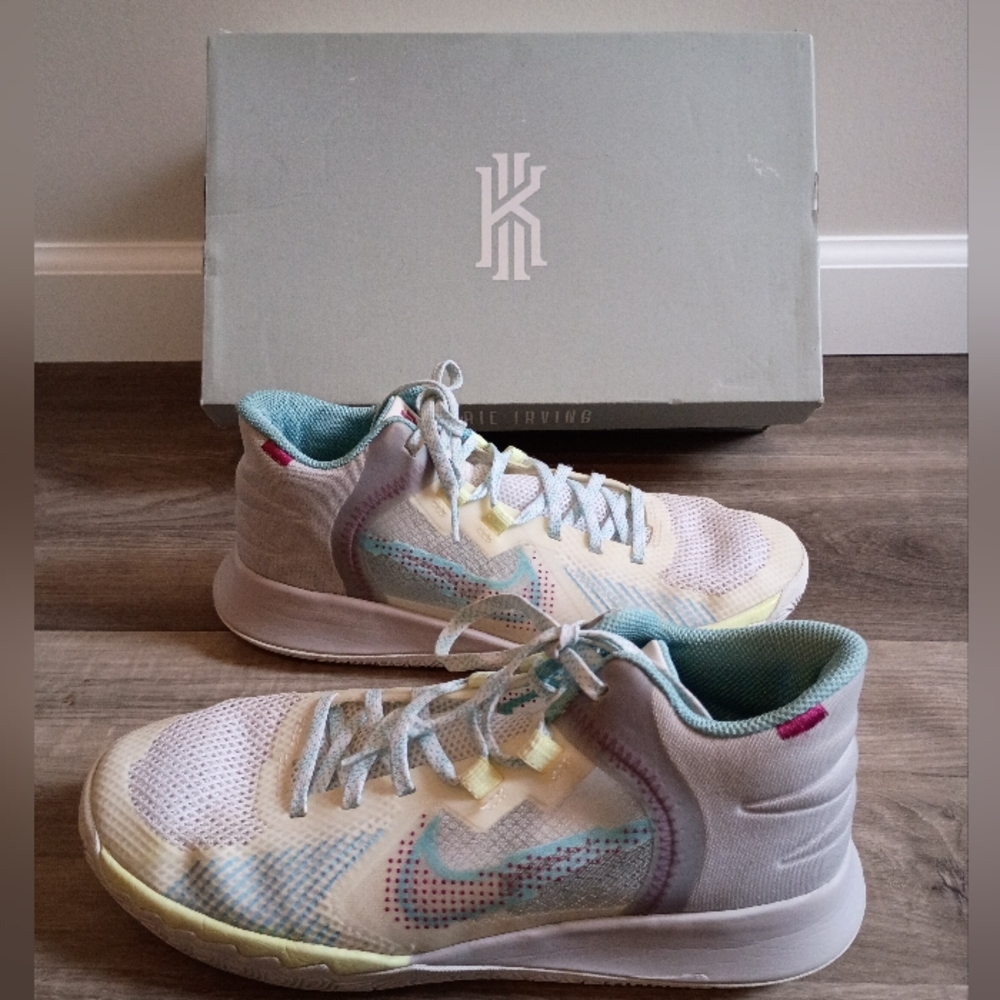 Kyrie Nike Fly Trap V (GS) White Sweet Beet-Grey Fog Basketball Shoes Sneaker 7Y